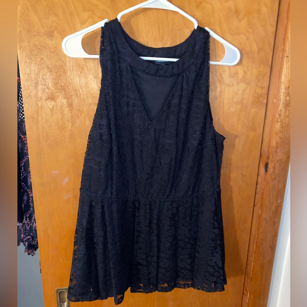 Lace peplum top with keyhole